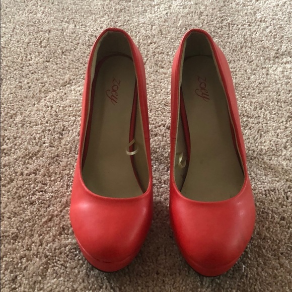 Red leather Pumps - Picture 1 of 8